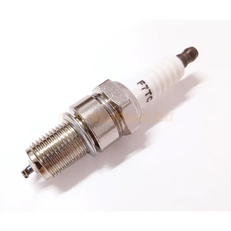 Gyújtógyertya Láncfűrészhez, Fűkaszához Fűnyíróhoz